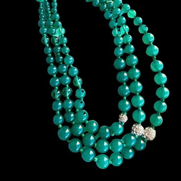 3 strand jade green glass bead crystal graduated necklace 18” + 3” extender - Picture 8 of 12